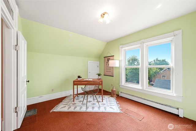 2415 F Street, Bellingham, WA 98225