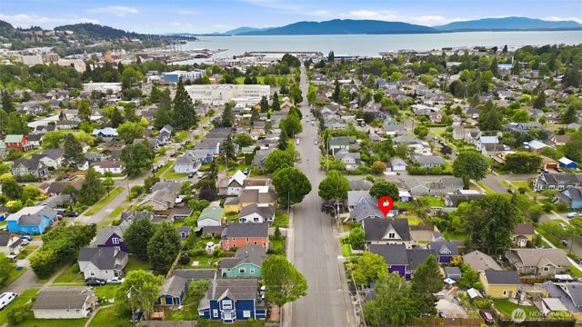 2415 F Street, Bellingham, WA 98225