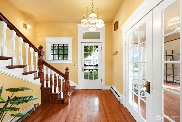 2415 F Street, Bellingham, WA 98225
