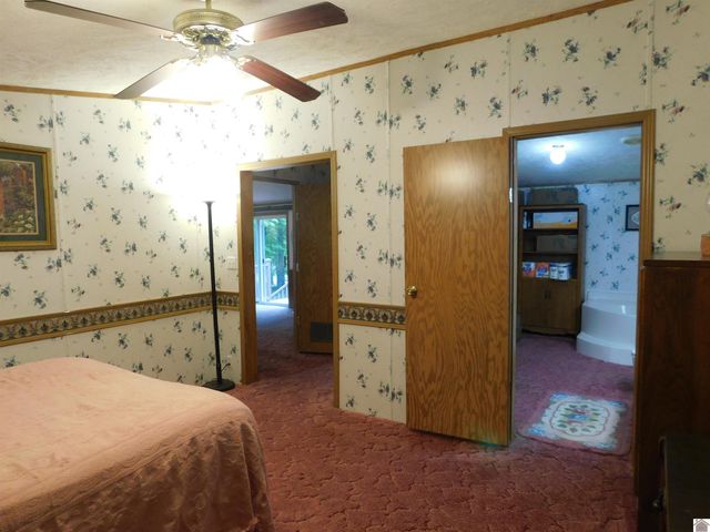 14 Heather Rd., Kuttawa, KY 42055