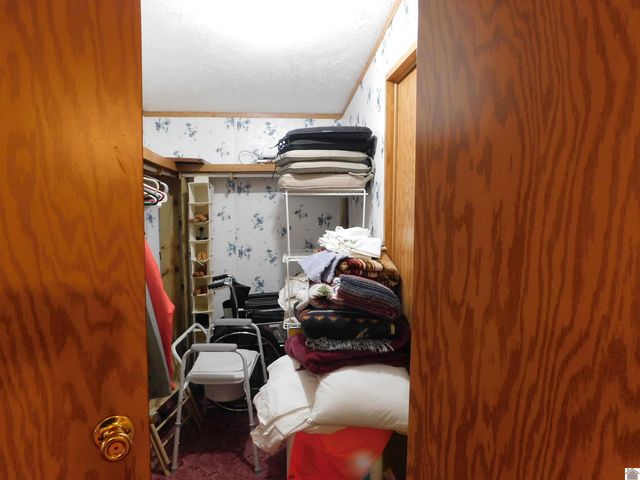 14 Heather Rd., Kuttawa, KY 42055
