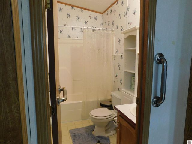14 Heather Rd., Kuttawa, KY 42055