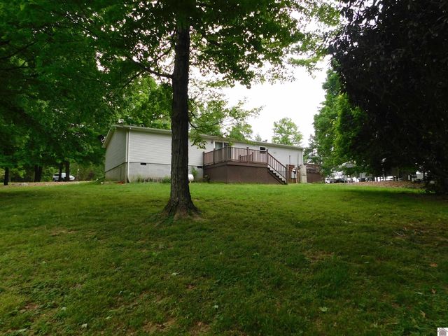 14 Heather Rd., Kuttawa, KY 42055
