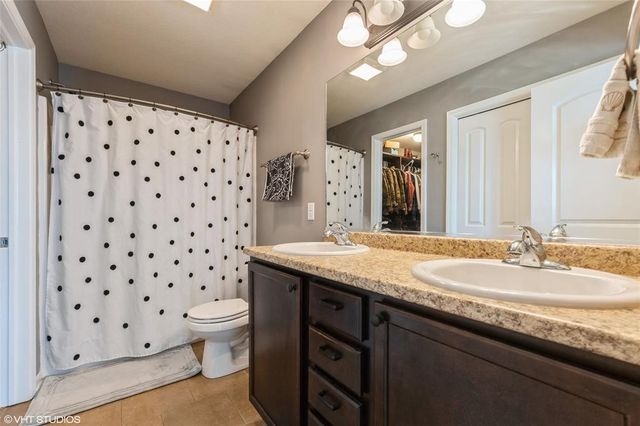 222 NW Abbie Drive, Ankeny, IA 50023
