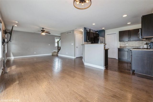 222 NW Abbie Drive, Ankeny, IA 50023