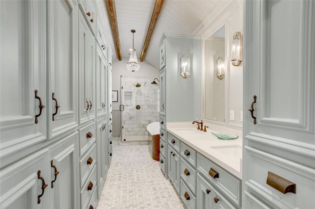 6703 Rutgers Avenue, Houston, TX 77005