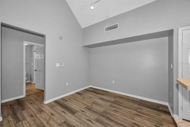 9078 LAKE CHASE ISLAND WAY 9078, Tampa, FL 33626
