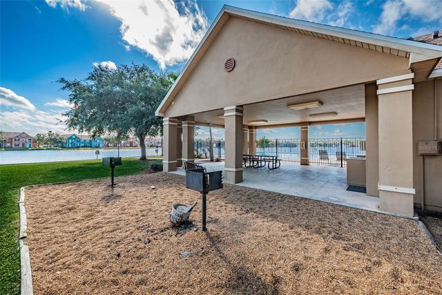 9078 LAKE CHASE ISLAND WAY 9078, Tampa, FL 33626