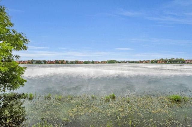 9078 LAKE CHASE ISLAND WAY 9078, Tampa, FL 33626