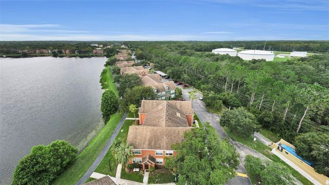 9078 LAKE CHASE ISLAND WAY 9078, Tampa, FL 33626