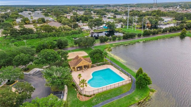 9078 LAKE CHASE ISLAND WAY 9078, Tampa, FL 33626