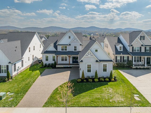 5033 Evangeline Pl, Nolensville, TN 37135