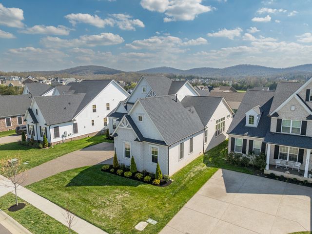 5033 Evangeline Pl, Nolensville, TN 37135