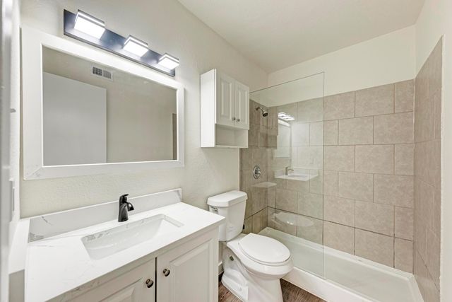 1010 W 23rd ST 6, Austin, TX 78705