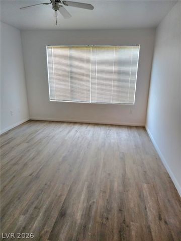 3425 East Russell Road 265, Las Vegas, NV 89120