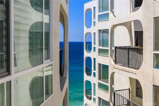 565 Esplanade 411, Redondo Beach, CA 90277