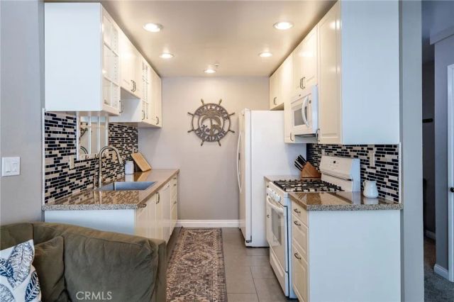 565 Esplanade 411, Redondo Beach, CA 90277