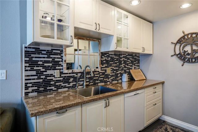 565 Esplanade 411, Redondo Beach, CA 90277