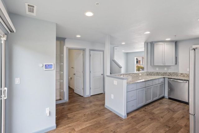 12805 Rogge Village Loop, Salinas, CA 93906