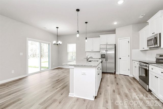 8208 Stonemere Lane, Charlotte, NC 28215
