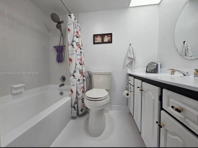 1103 Bahama Bnd H2, Coconut Creek, FL 33066