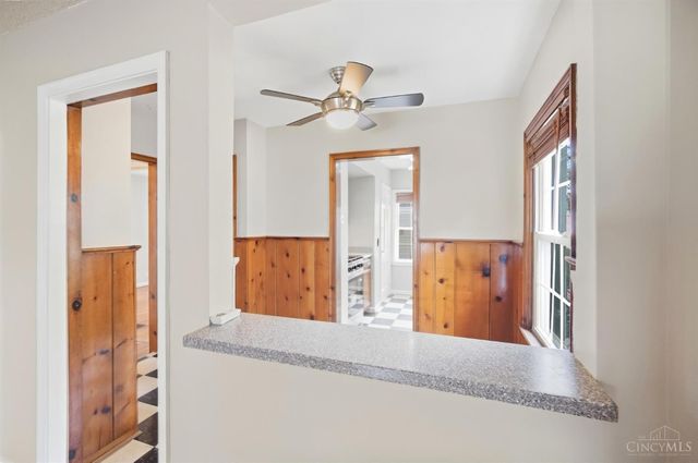 33 Hillsdale Street, Cincinnati, OH 45216