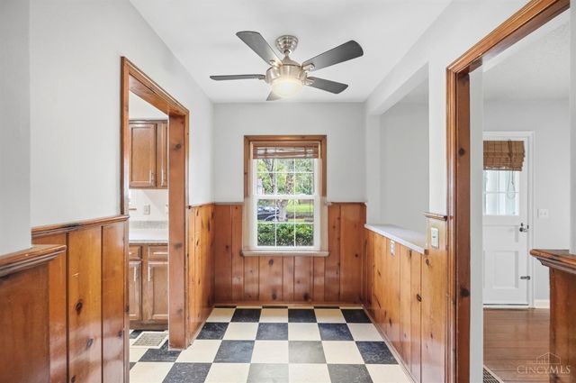 33 Hillsdale Street, Cincinnati, OH 45216