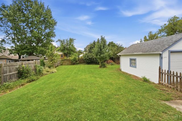 33 Hillsdale Street, Cincinnati, OH 45216