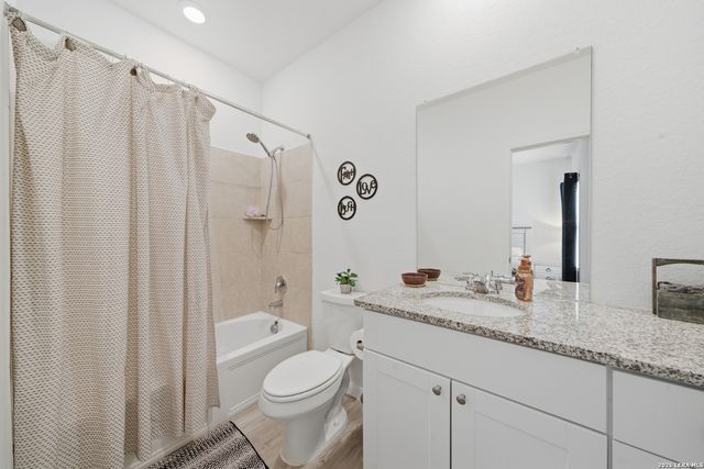 6902 PAIL PL, San Antonio, TX 78252