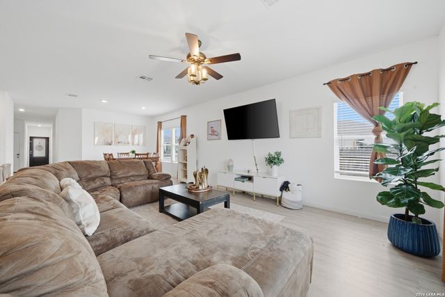 6902 PAIL PL, San Antonio, TX 78252