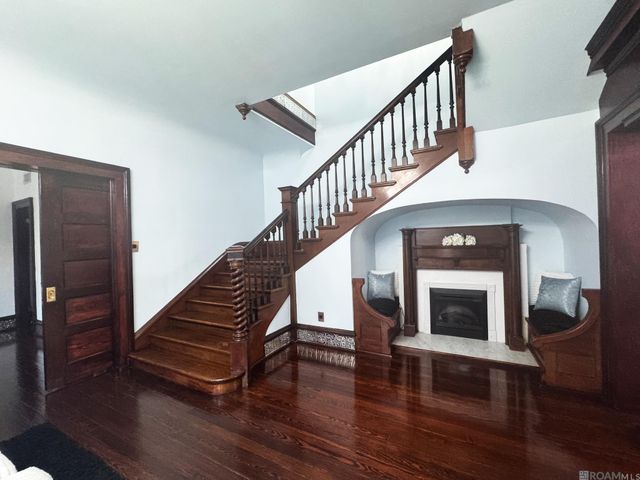 2323 Saint Charles Ave, New Orleans, LA 70130