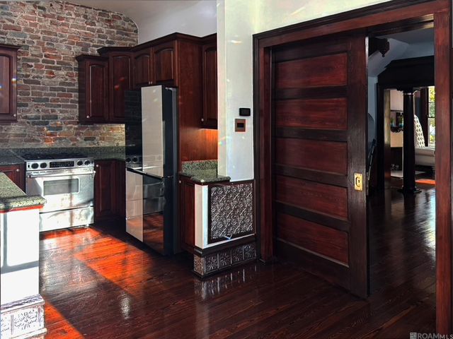 2323 Saint Charles Ave, New Orleans, LA 70130