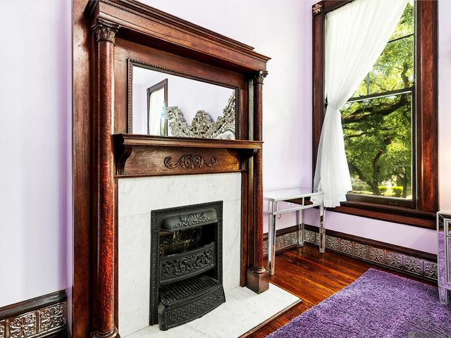 2323 Saint Charles Ave, New Orleans, LA 70130