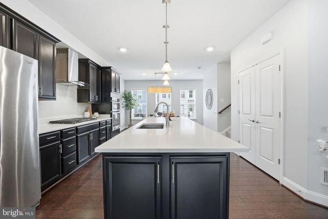 17354 REDSHANK RD, Dumfries, VA 22026