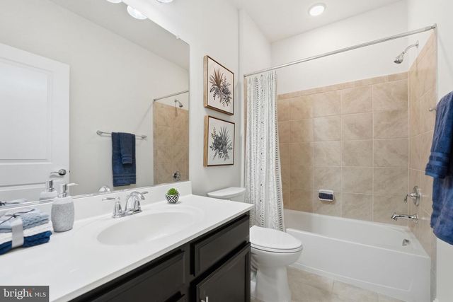 17354 REDSHANK RD, Dumfries, VA 22026