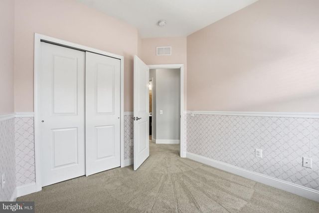 17354 REDSHANK RD, Dumfries, VA 22026