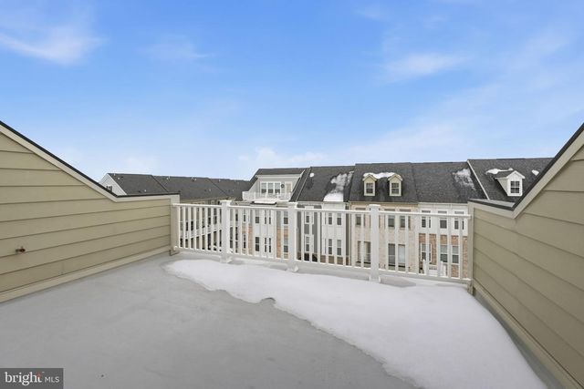 17354 REDSHANK RD, Dumfries, VA 22026