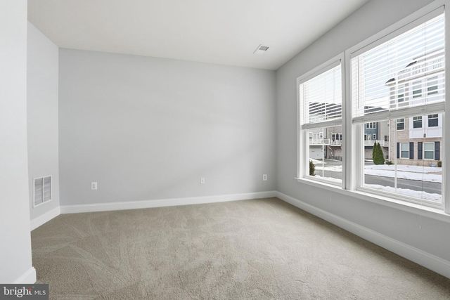 17354 REDSHANK RD, Dumfries, VA 22026