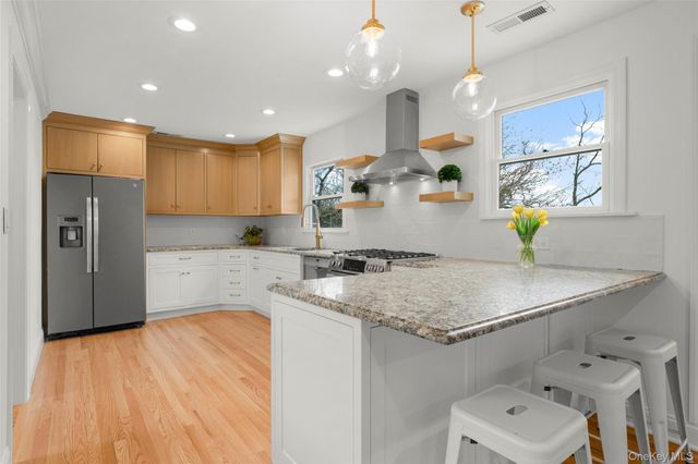 1127 Jensen Avenue, Mamaroneck, NY 10543