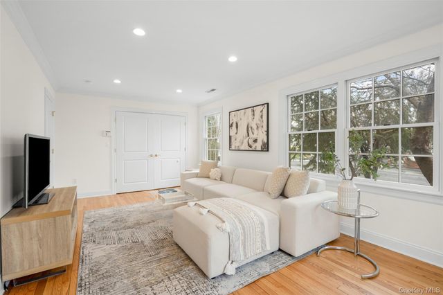 1127 Jensen Avenue, Mamaroneck, NY 10543