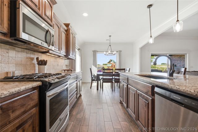 10514 E 141st Court North N, Collinsville, OK 74021