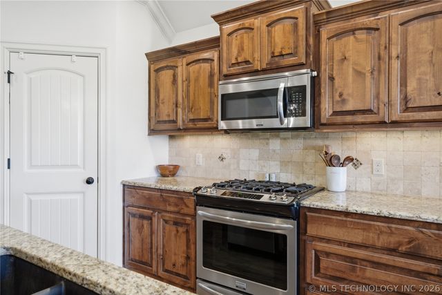 10514 E 141st Court North N, Collinsville, OK 74021