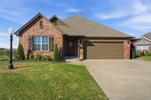 10514 E 141st Court North N, Collinsville, OK 74021