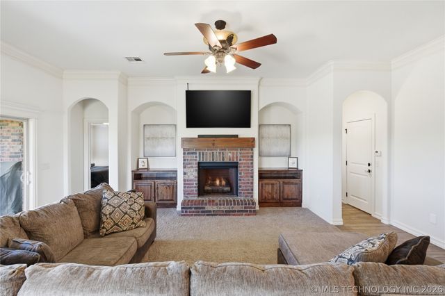 10514 E 141st Court North N, Collinsville, OK 74021