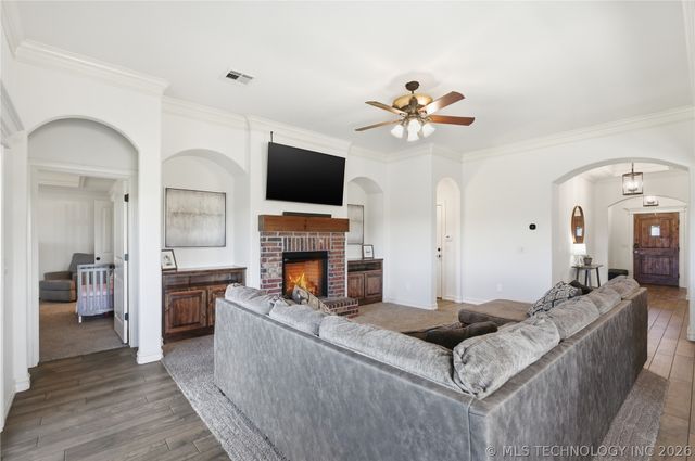 10514 E 141st Court North N, Collinsville, OK 74021
