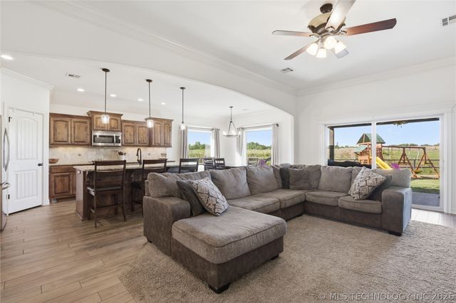 10514 E 141st Court North N, Collinsville, OK 74021