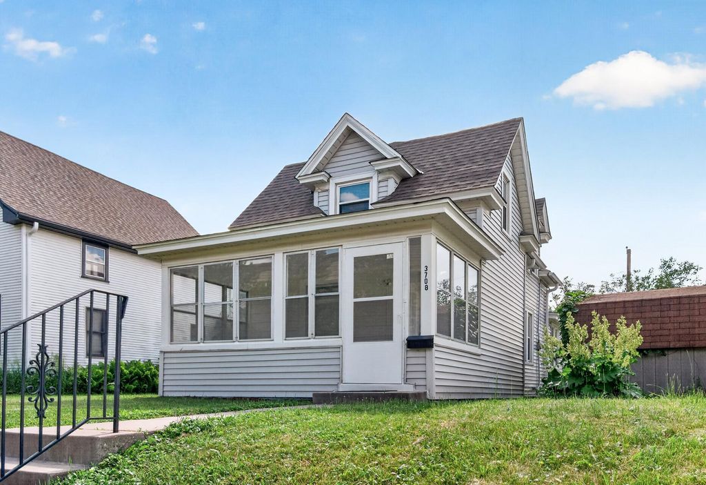 3708 29th Avenue S, Minneapolis, MN 55406