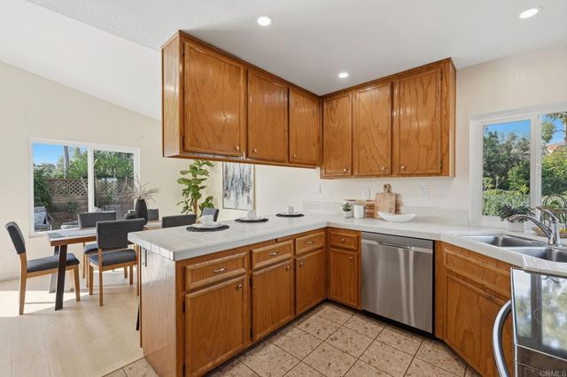 10896 Pointed Oak Lane, San Diego, CA 92131