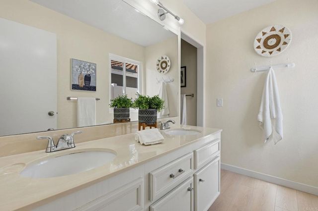 10896 Pointed Oak Lane, San Diego, CA 92131