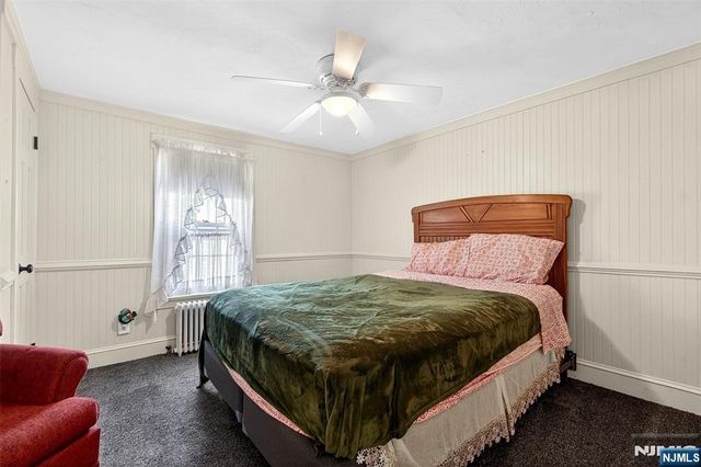 90 Hamburg, Bloomingdale, NJ 07403